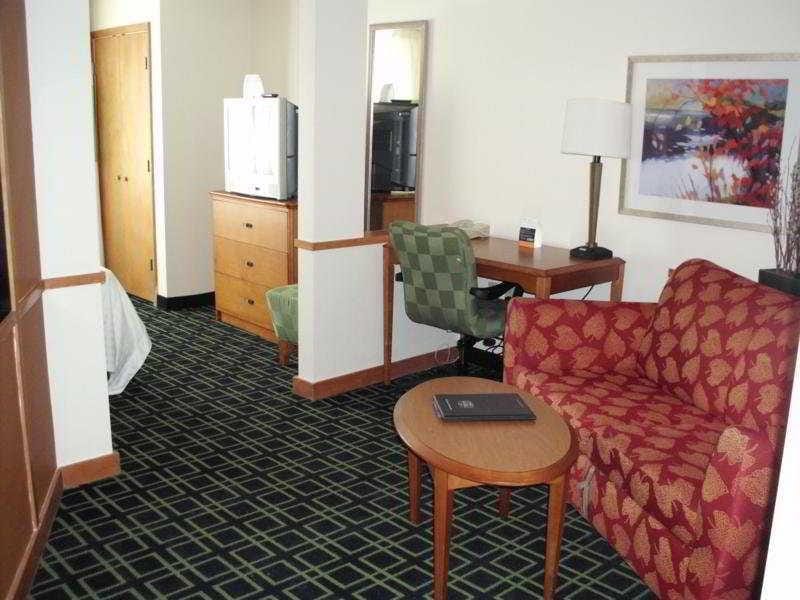 Fairfield by Marriott Inn & Suites Tampa North — 5
