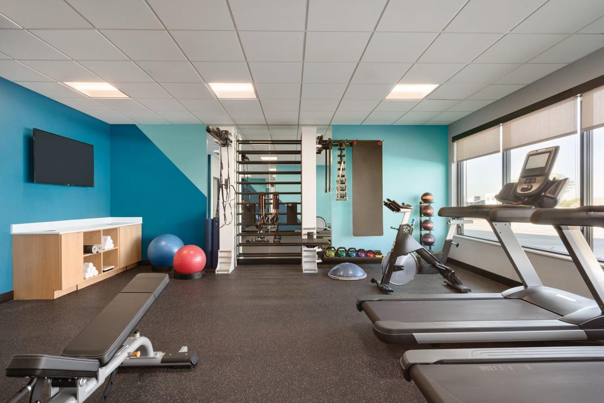 avid hotel Fort Mill - Carowinds Blvd by IHG — 5