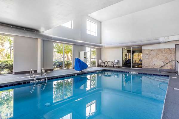Quality Suites Pineville - Charlotte — 4