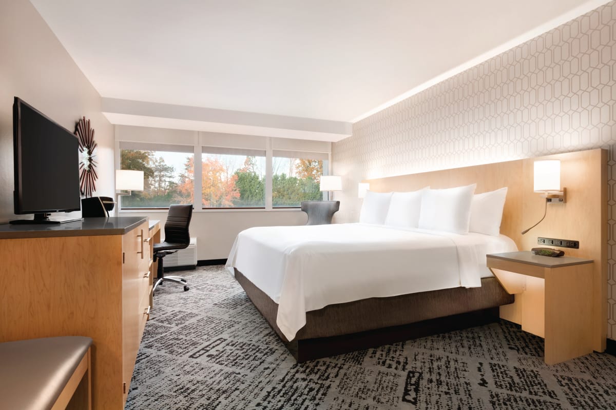 Radisson Hotel Charlotte Airport — 3
