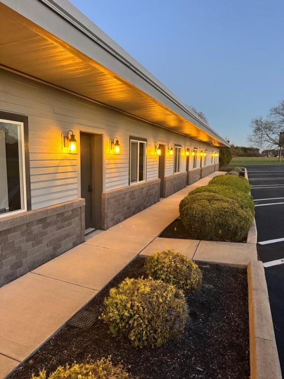 The Sandusky Melrose - Next to the Cedar Point Sports Center and Sports Force! Recently Renovated!