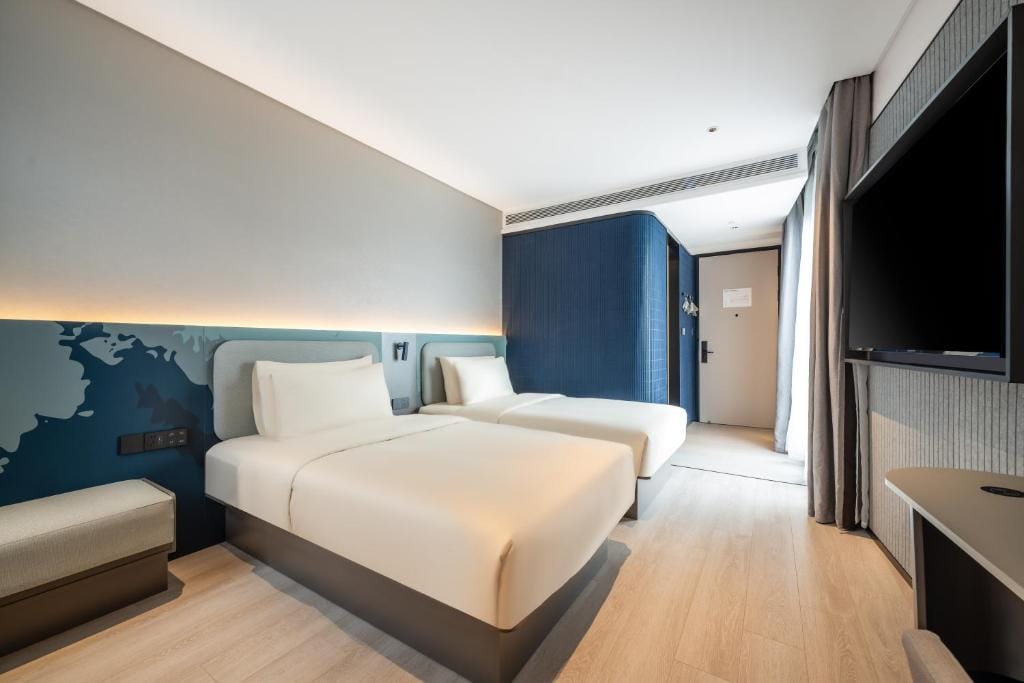 Atour Light Hotel Guangzhou Panyu Hanxi Chime long Dashi Metro Pazhou Exhibition — 4