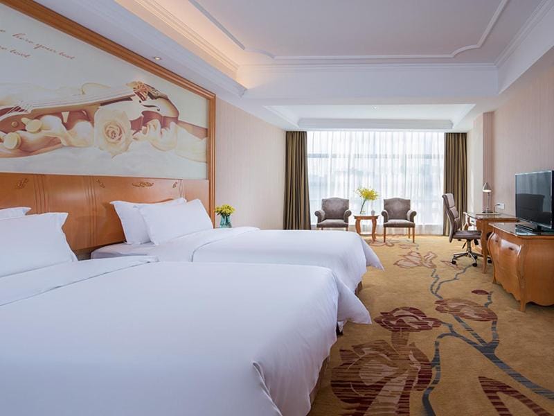 Vienna International Hotel Guangzhou Changlong Qifu Xincun — 2