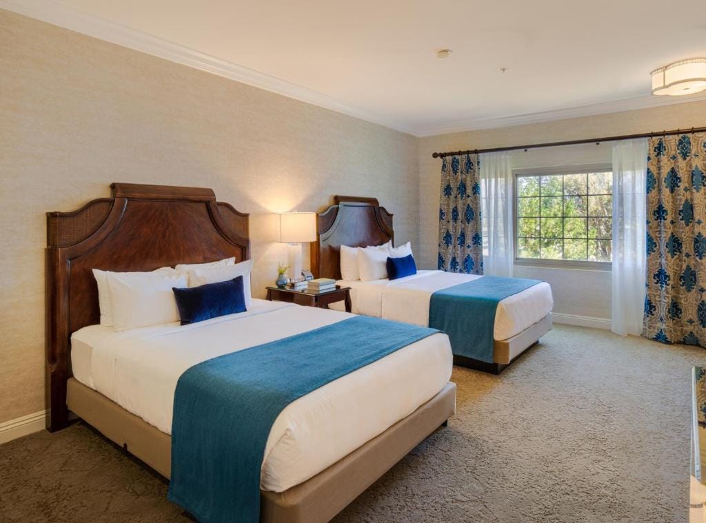 Ayres Suites Diamond Bar — 2