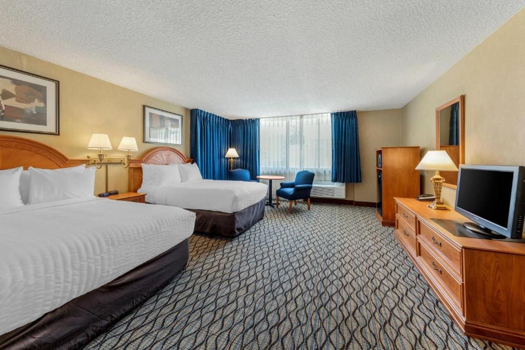 Clarion Hotel Anaheim Resort — 5