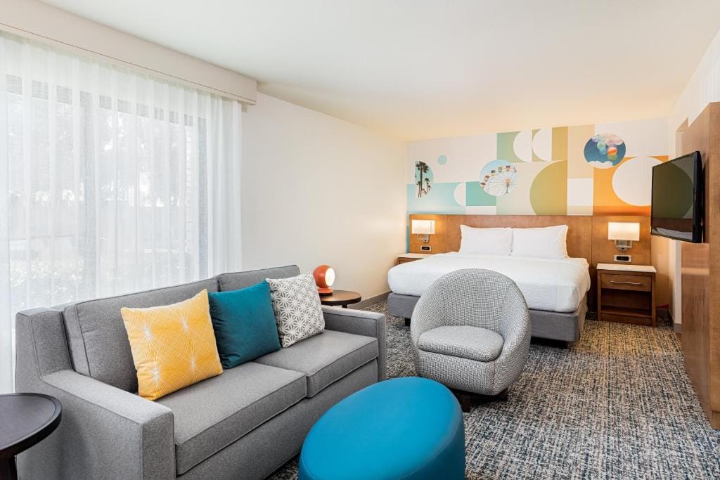 Clementine Hotel & Suites Anaheim — 2
