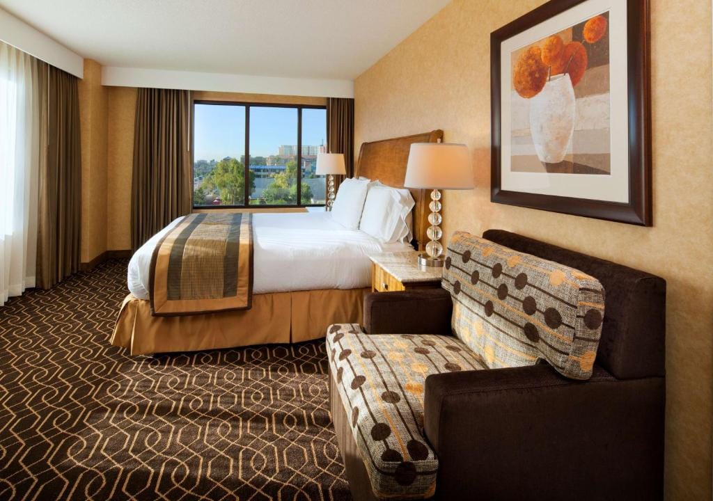 DoubleTree Suites By Hilton Anaheim Resort/Convention Center — 2