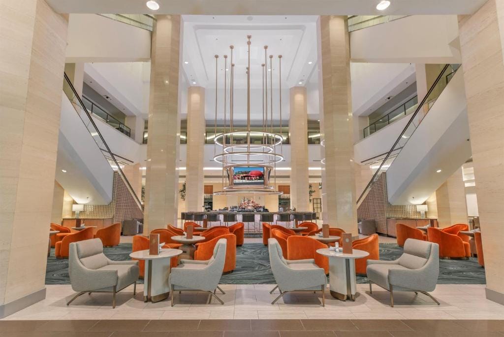 Hilton Anaheim — 4