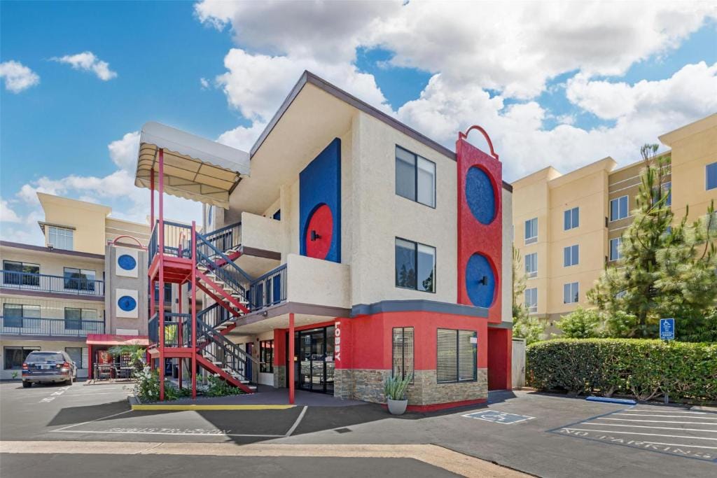 Best Western Courtesy Hotel - Anaheim Resort Amusement Park — 5
