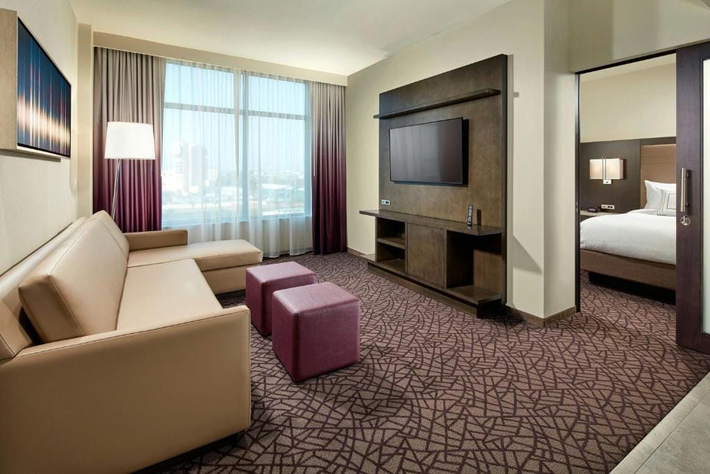 Residence Inn by Marriott at Anaheim Resort/Convention Center — 5