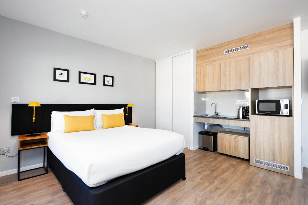 Staycity Aparthotels near Disneyland Paris — 3