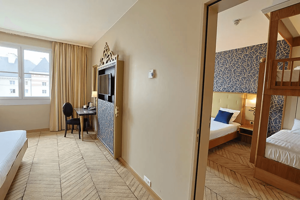 Hôtel Dream Castle — 5