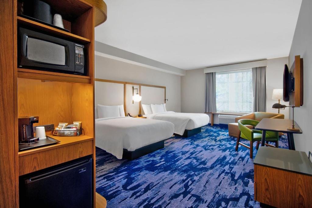 Fairfield by Marriott Inn & Suites Orlando at FLAMINGO CROSSINGS® Town Center — 2