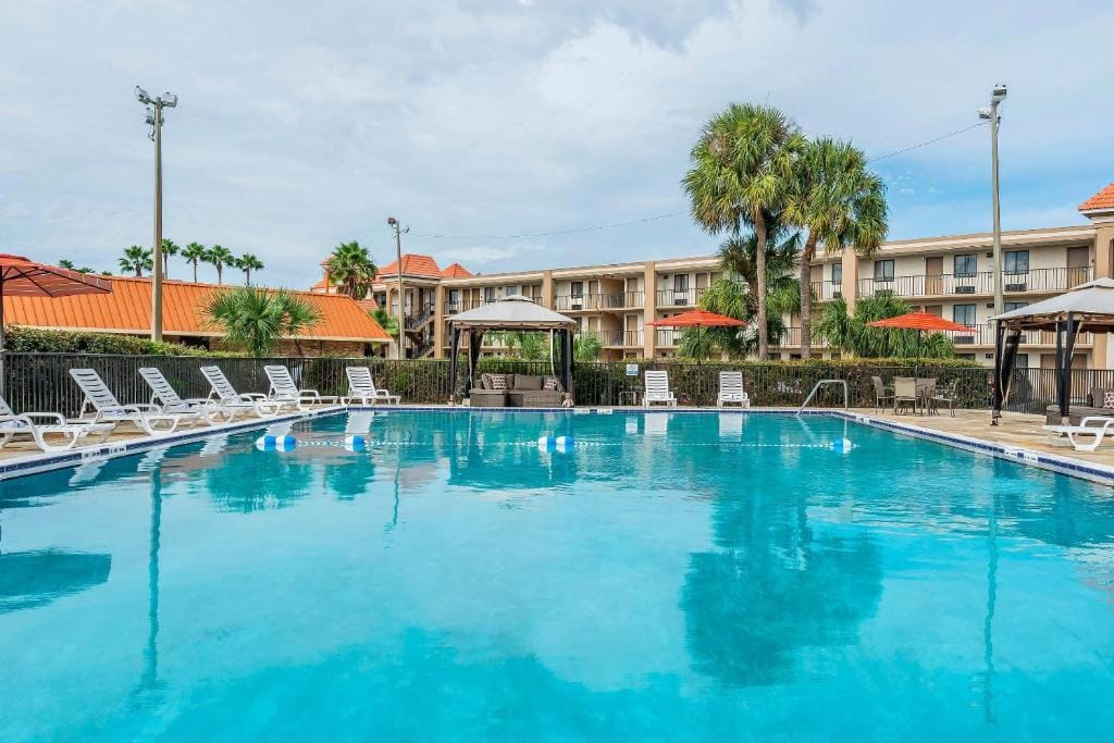 Quality Inn & Suites Kissimmee near Main Gate