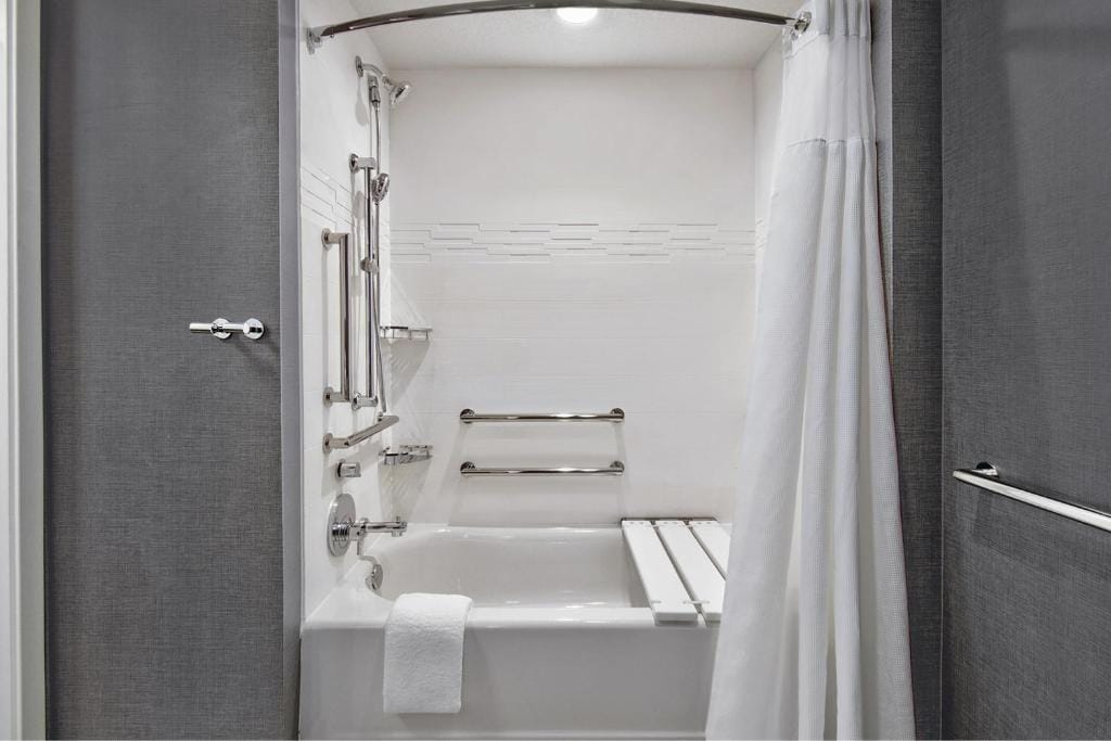 Residence Inn by Marriott Orlando at FLAMINGO CROSSINGS Town Center — 3