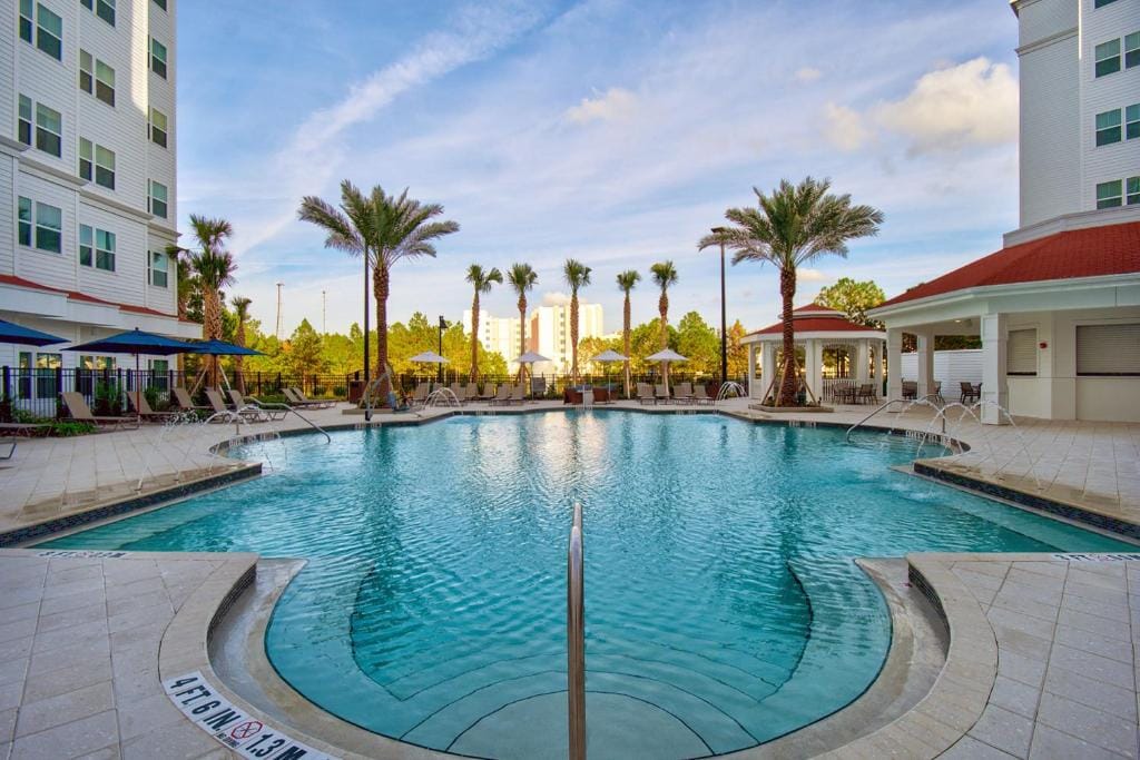 Residence Inn by Marriott Orlando at FLAMINGO CROSSINGS Town Center — 4