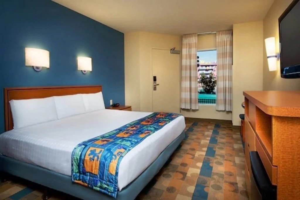 Disney's Pop Century Resort — 4