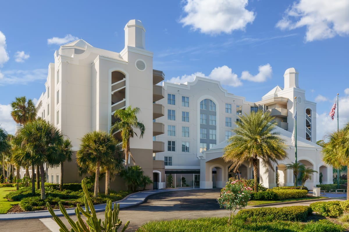 Embassy Suites by Hilton Orlando Lake Buena Vista Resort — 3