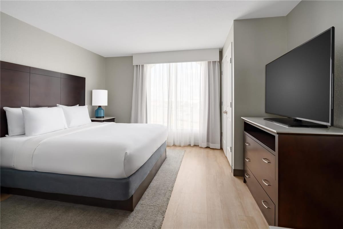 Embassy Suites by Hilton Orlando Lake Buena Vista Resort — 5
