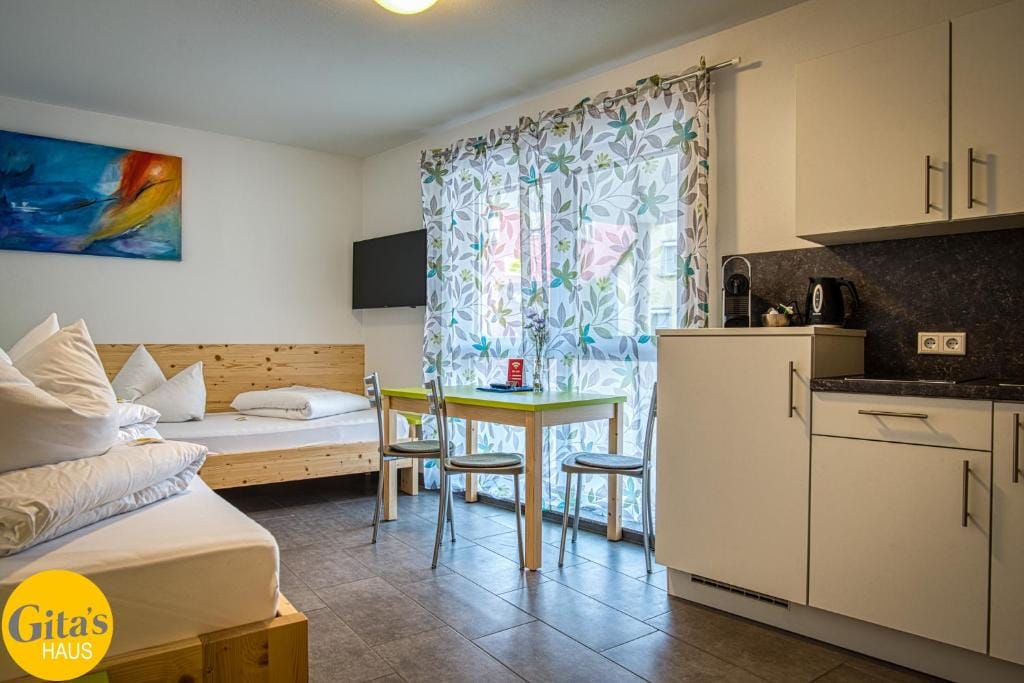 Gita´s Haus — 4