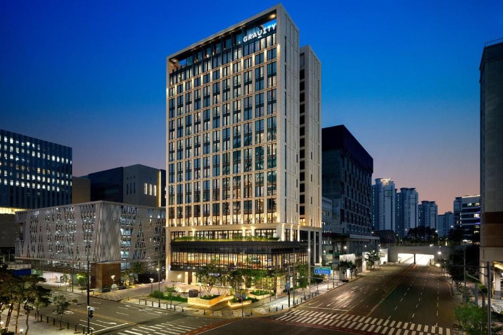 GRAVITY JOSUN Seoul Pangyo, Autograph Collection — 4