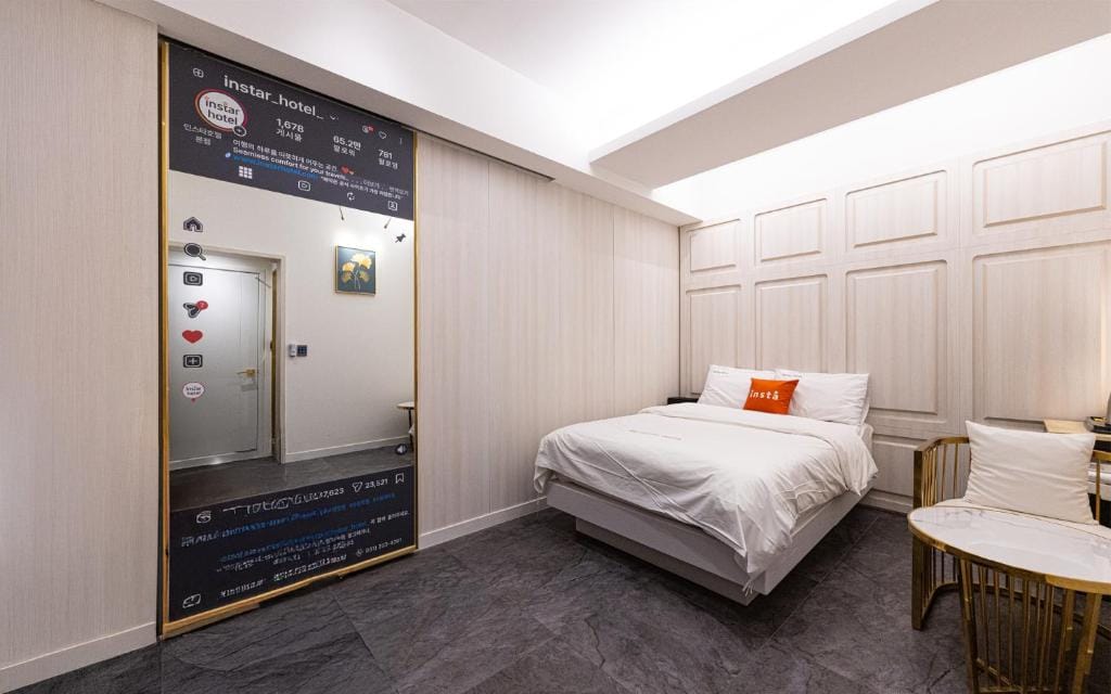 Instar Hotel — 3