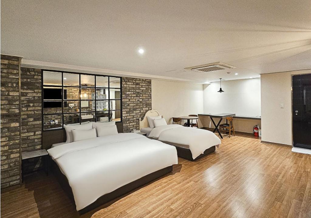Regency Hotel — 5