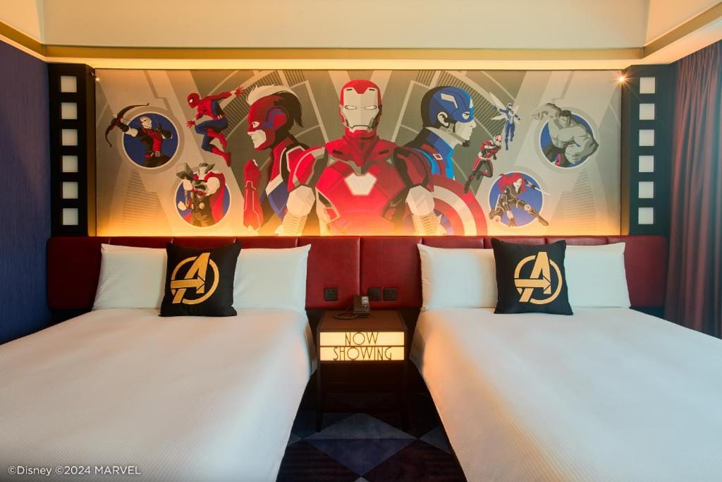 Disney's Hollywood Hotel — 5