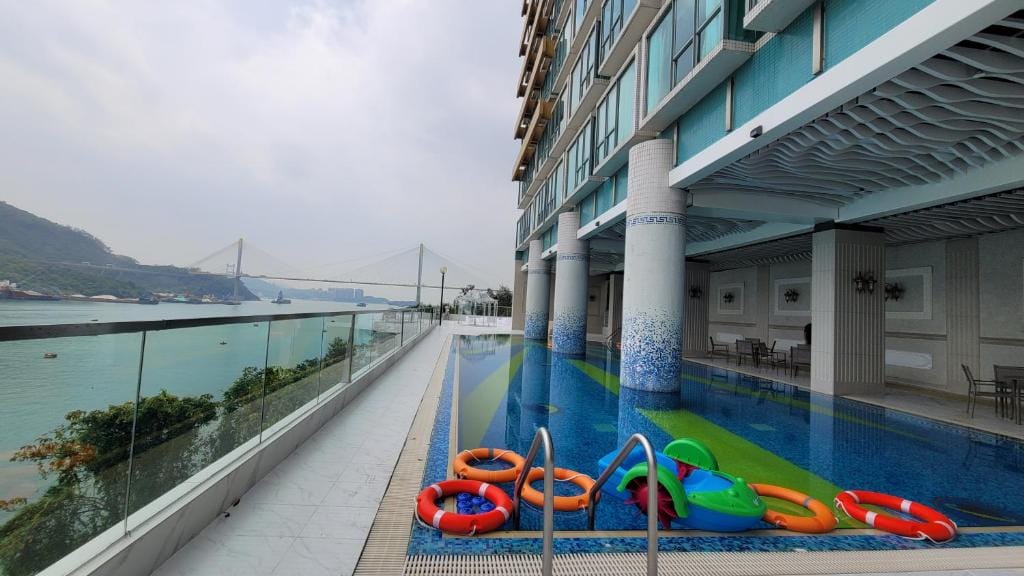 Grand Bay View Hotel — 3