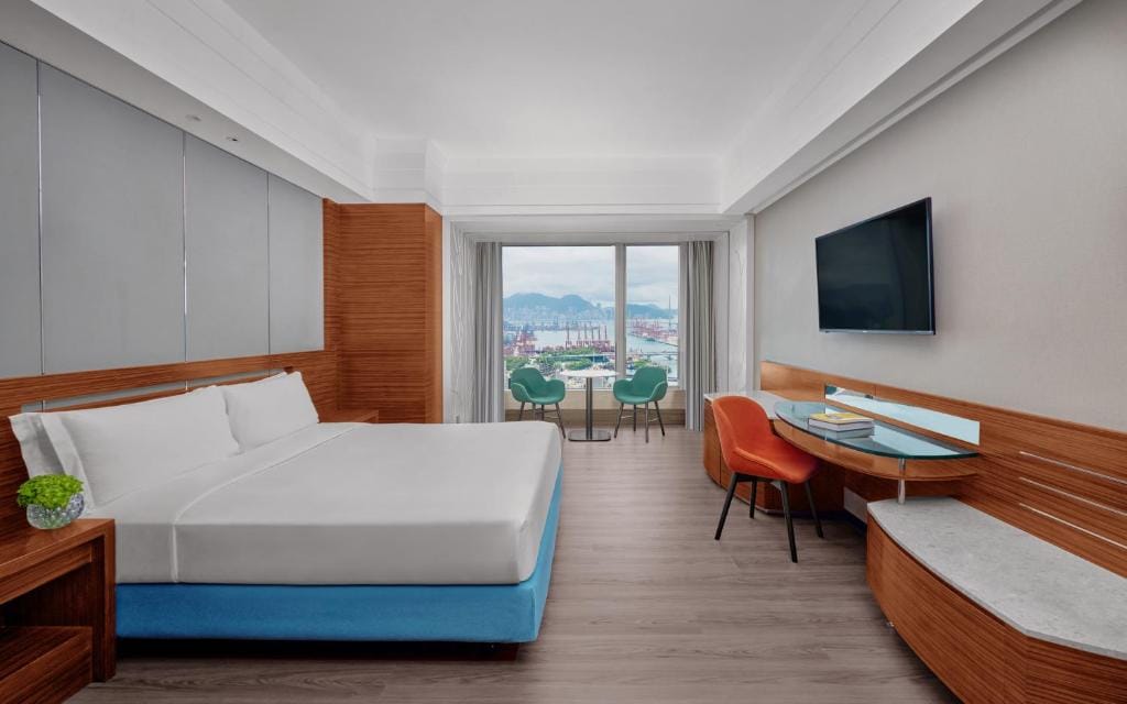 Nina Hotel Tsuen Wan West — 2