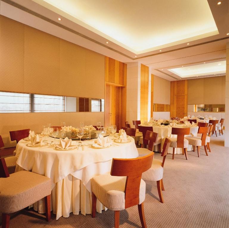 Rambler Oasis Hotel — 5