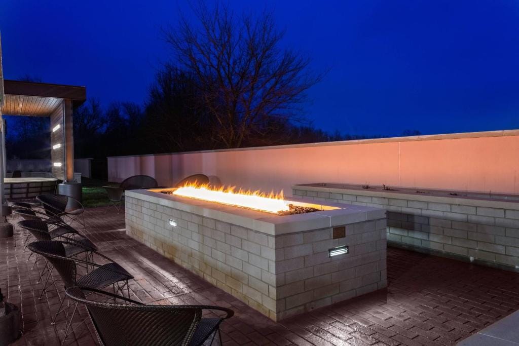 Courtyard Cincinnati Mason — 5