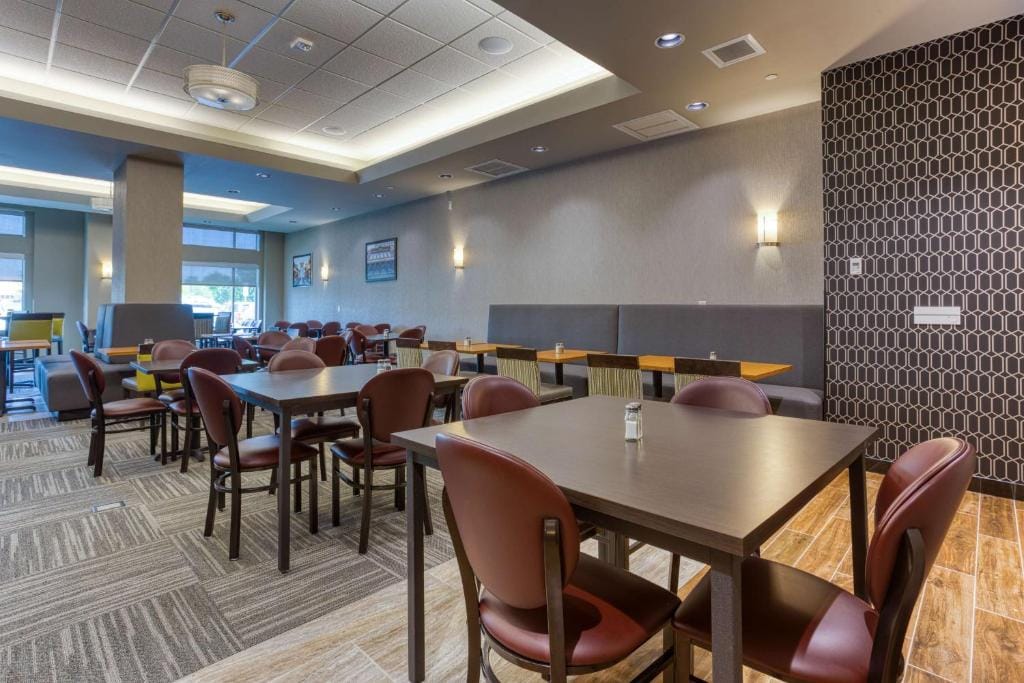 Drury Inn & Suites Cincinnati Northeast Mason — 5