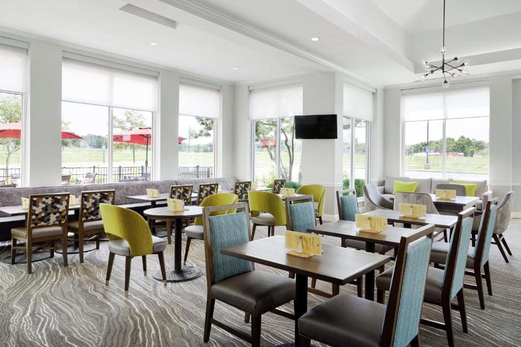 Hilton Garden Inn Cincinnati Northeast — 5