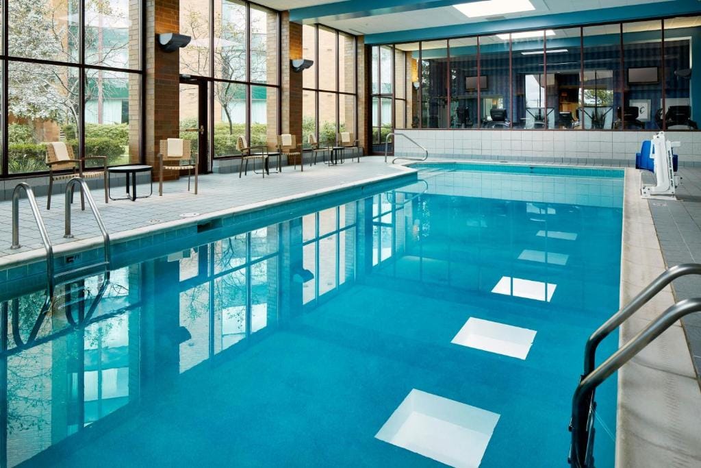 Marriott Cincinnati Northeast — 4