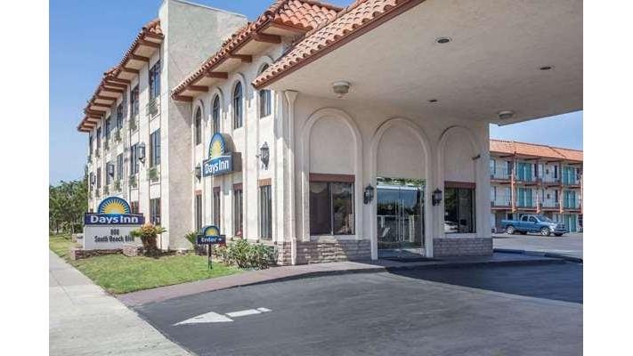 Days Inn by Wyndham Anaheim Near the Park — 4