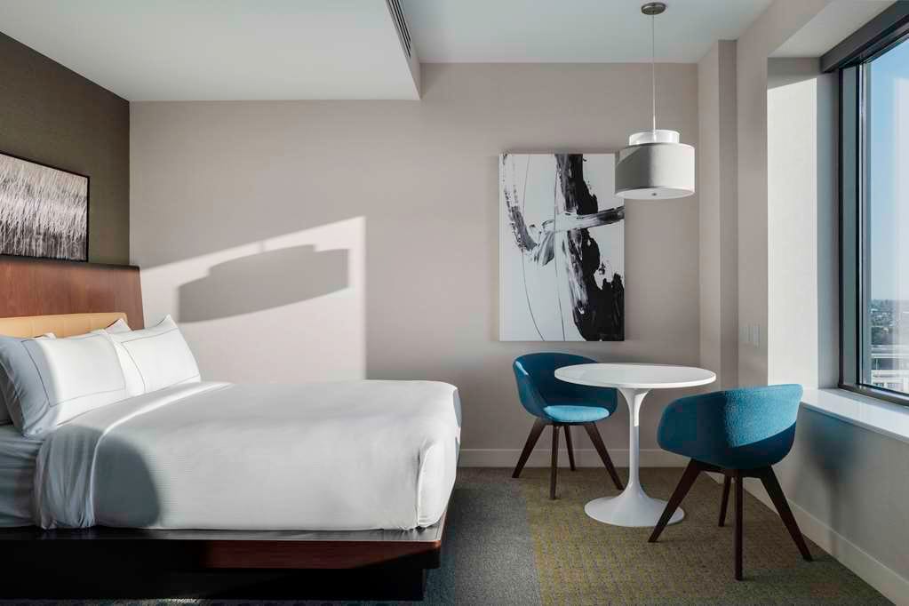 Hilton Buena Park Anaheim — 4
