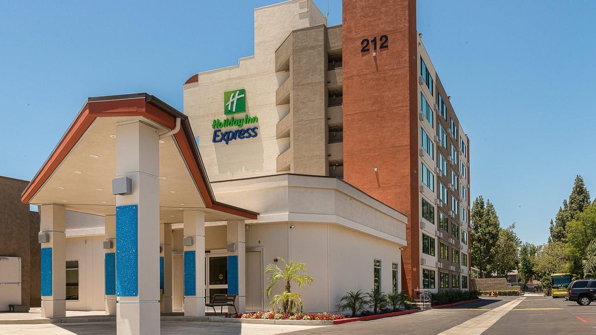 Holiday Inn Express Fullerton - Anaheim by IHG — 5