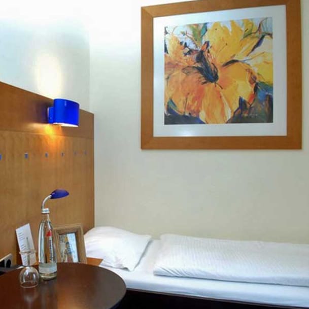 Coffee Fellows Hotel Leipheim — 4