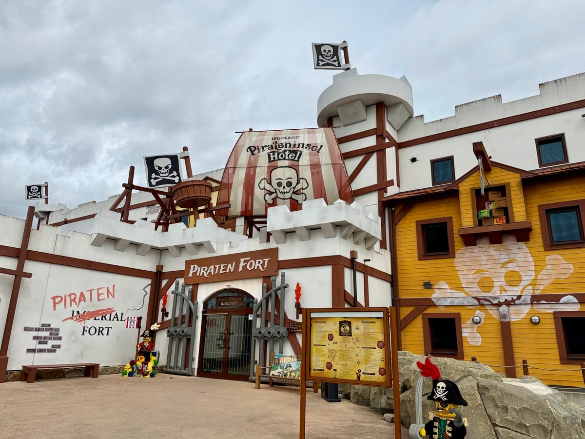 LEGOLAND® Pirateninsel Hotel — 3