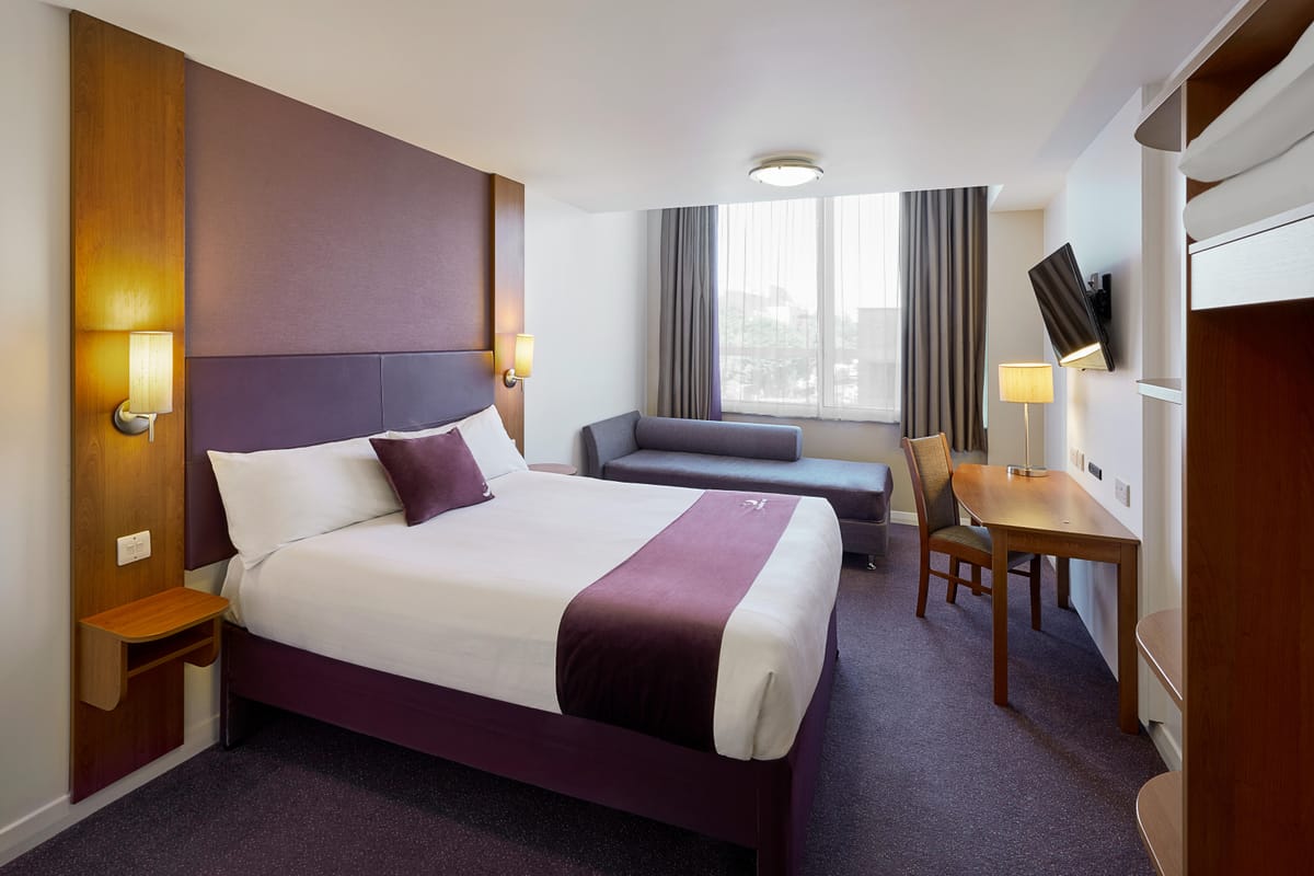 Premier Inn Slough — 5
