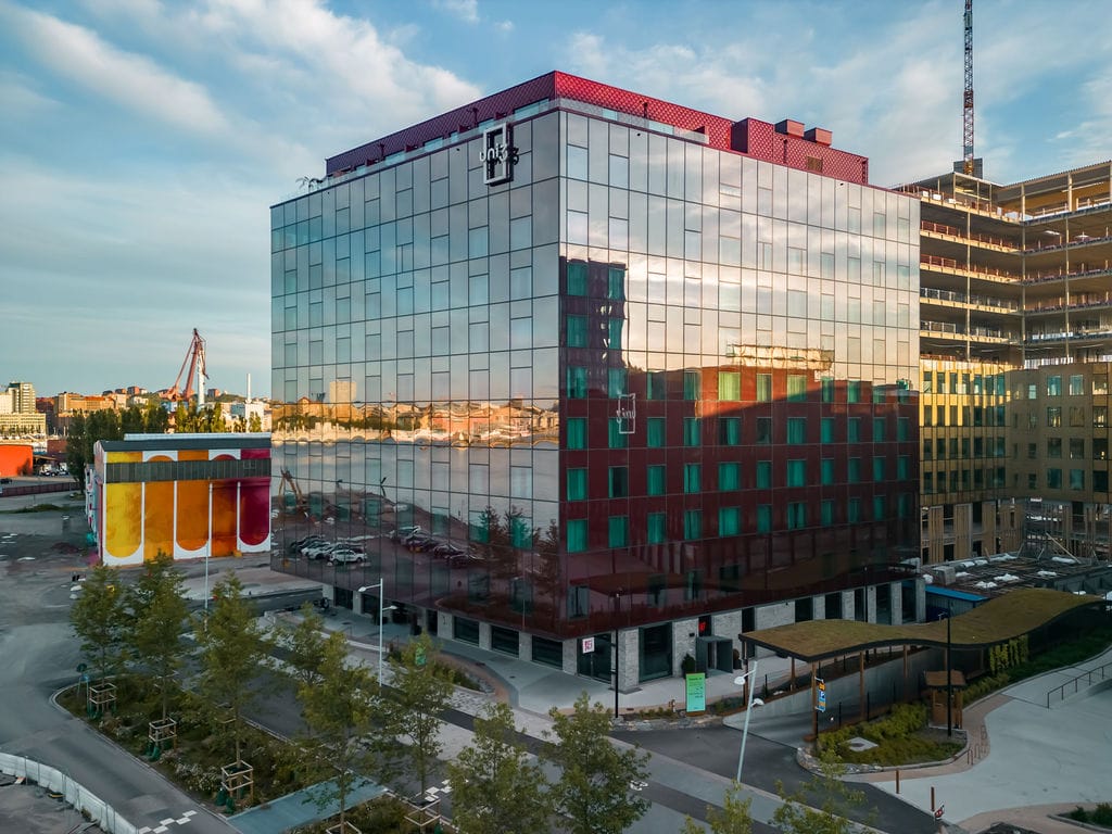 Clarion Hotel® The Pier — 3