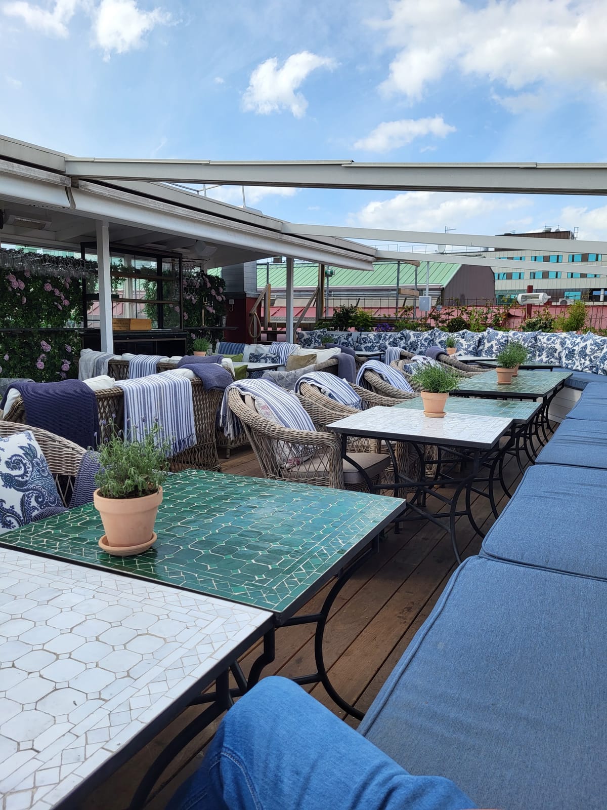 Hotel Pigalle — 2
