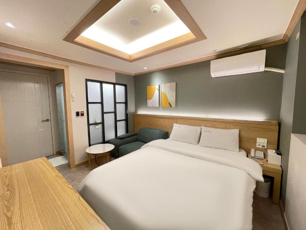 Gallery Motel