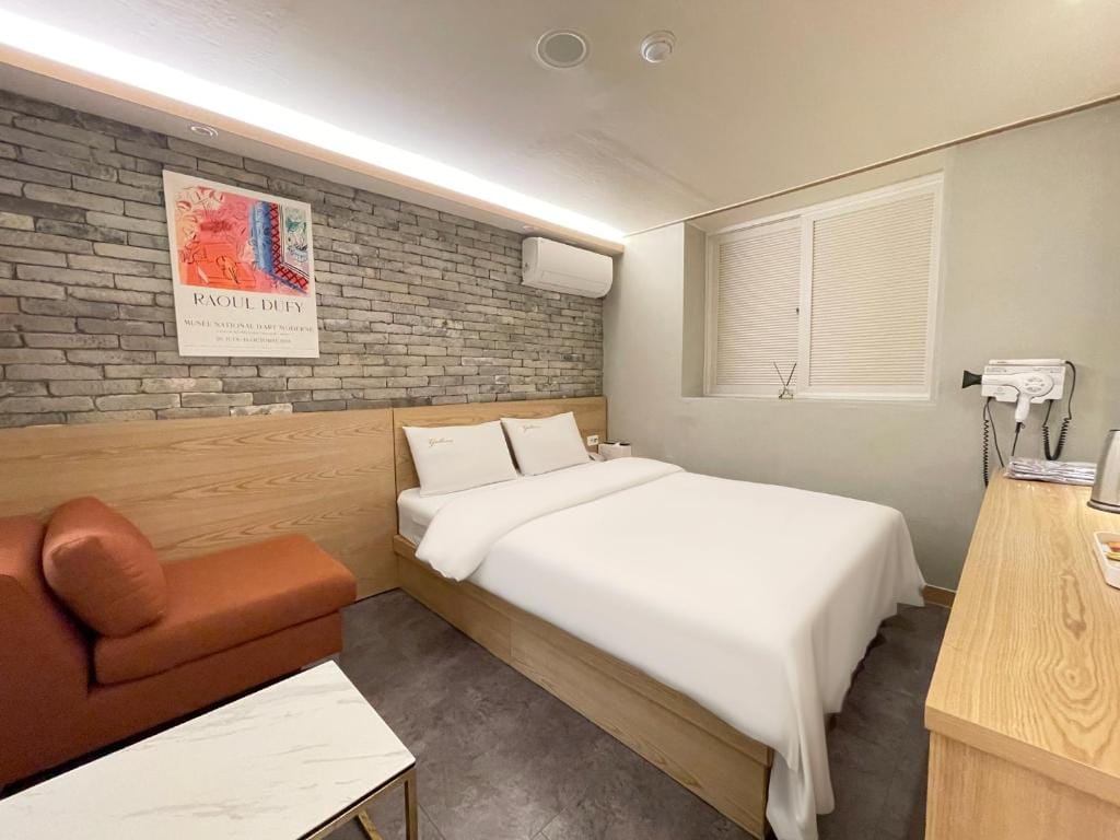 Gallery Motel — 2