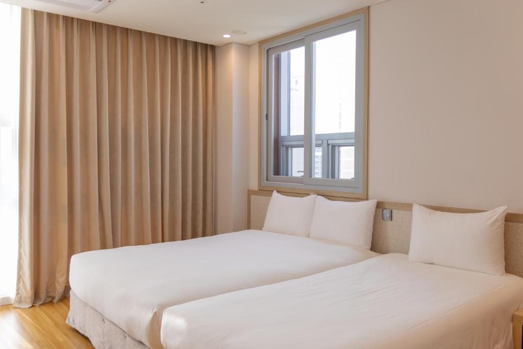 Rosana Hotel — 2
