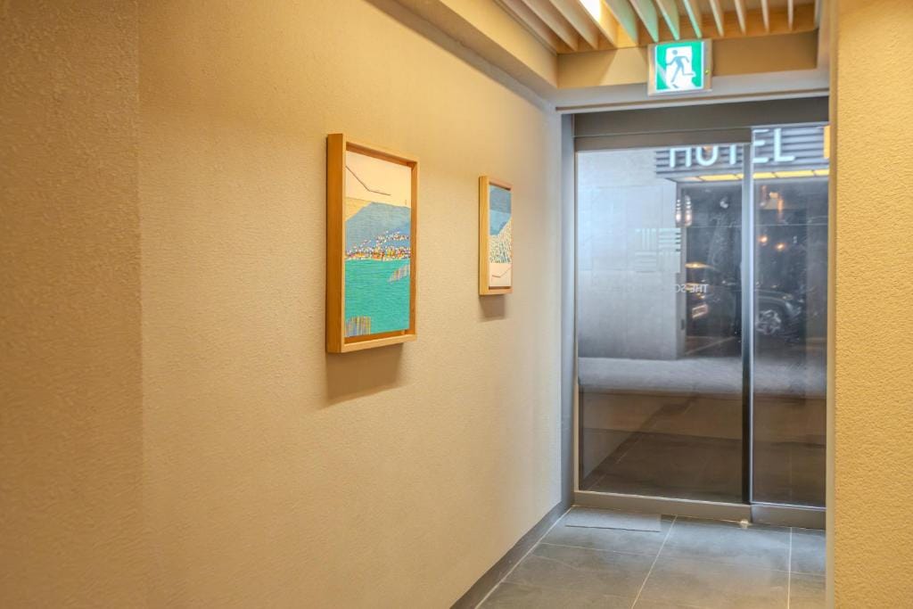 The Square Hostel Jongno — 2