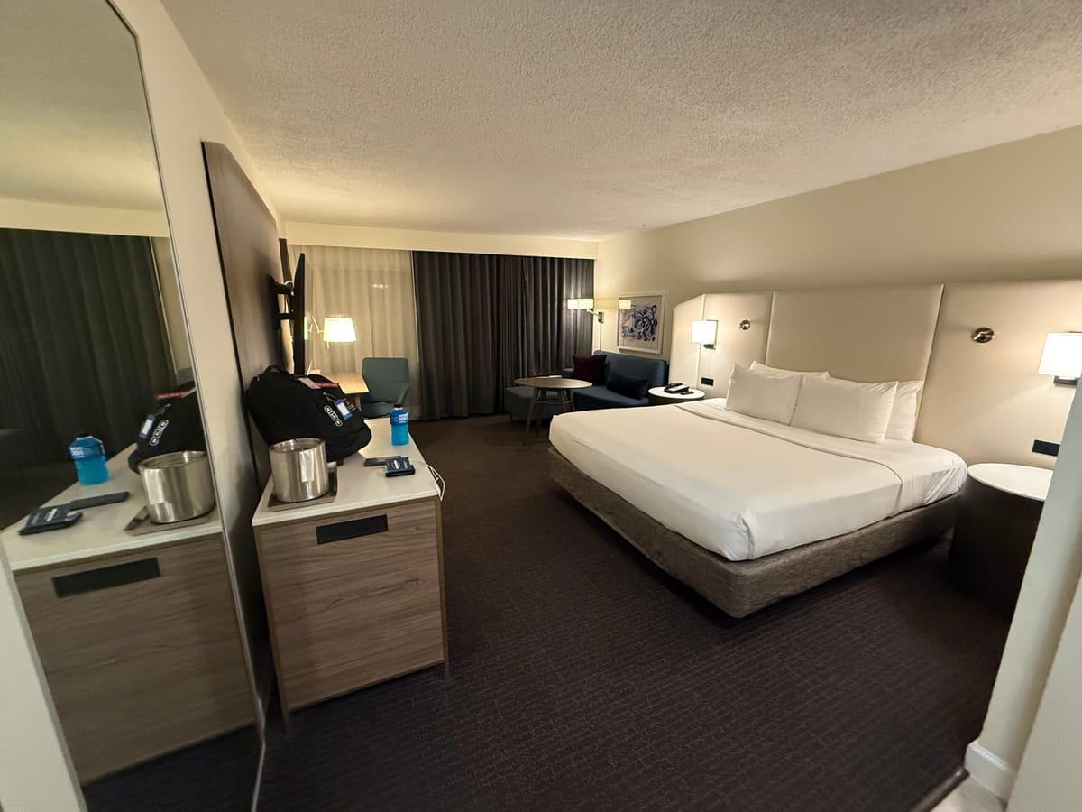 Crowne Plaza Orlando - Lake Buena Vista by IHG — 4