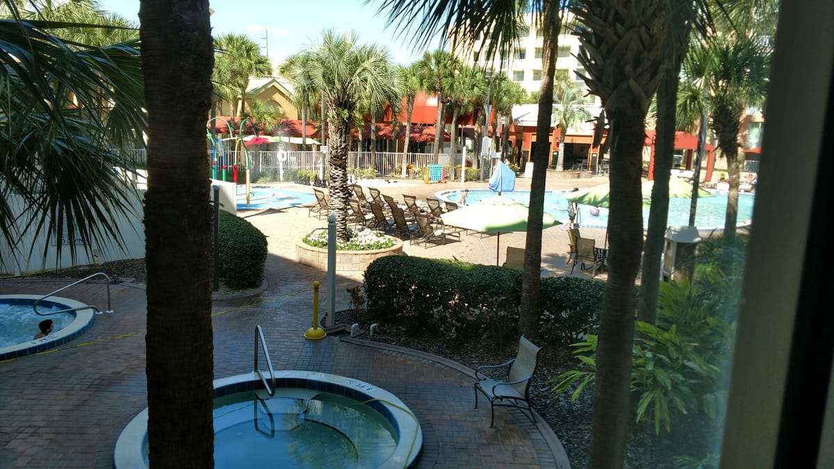 Holiday Inn Resort Orlando Lake Buena Vista by IHG — 2