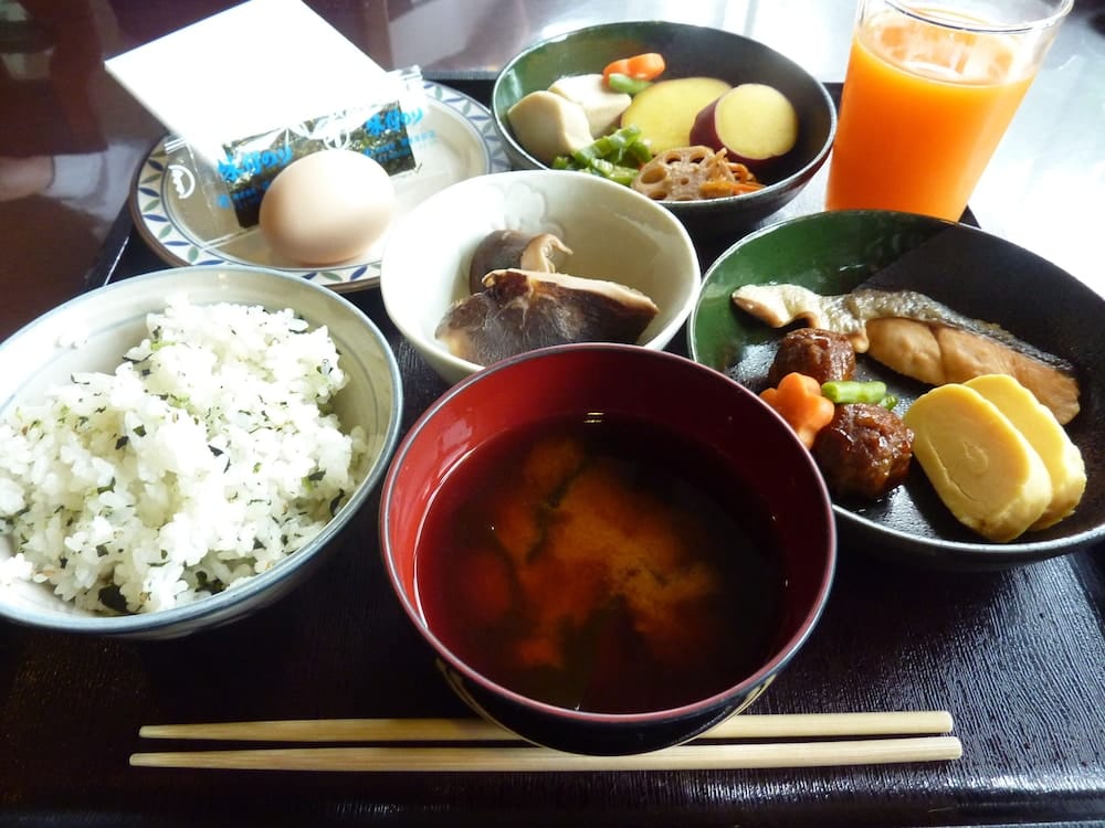 Kuwana Park Hotel